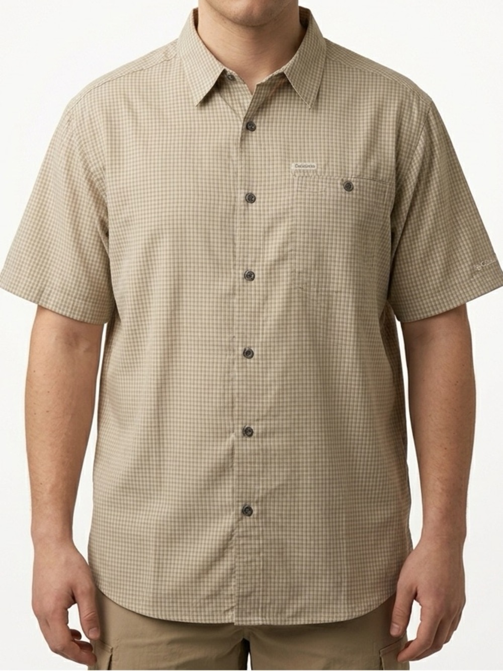 Columbia Men's L Tan Plaid Short Sleeve Button-Up Shirt Casual.